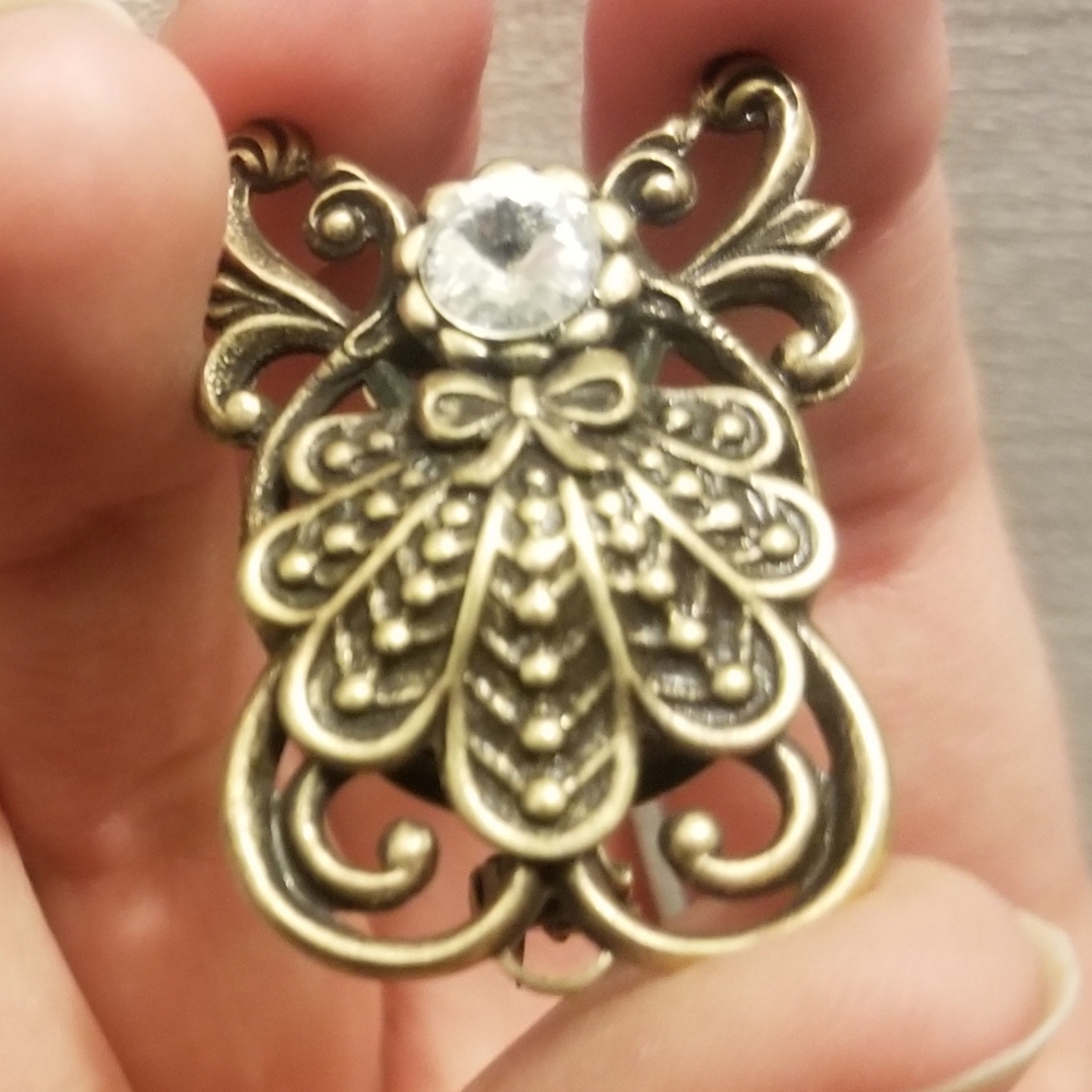 EUC vtg Jane 2000 AOL angel brooch